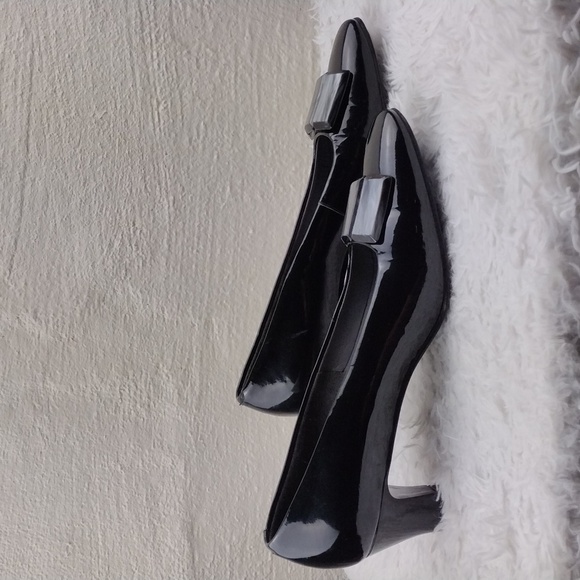 Serenades by Florsheim Vintage Black Patent Leather Square Toe Slip-On Pump Shoe - Picture 4 of 16